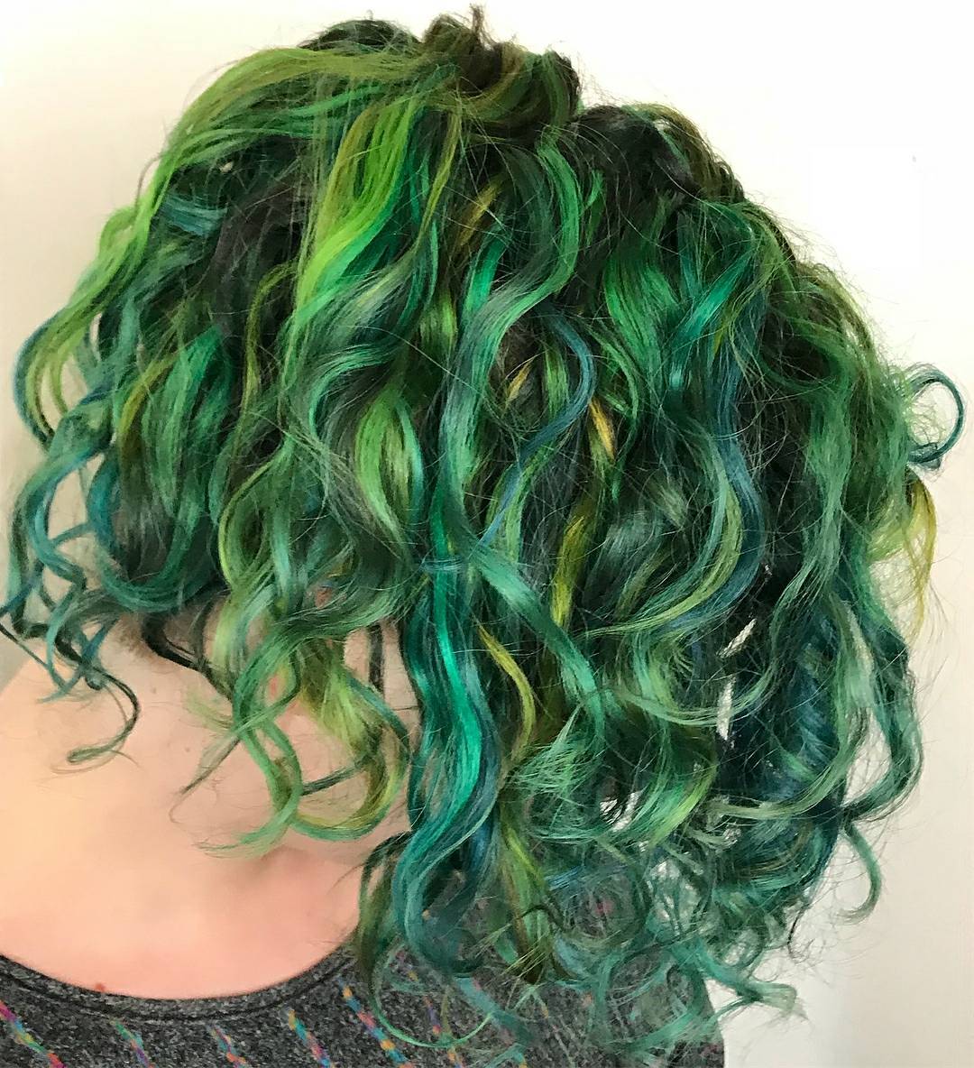 Iroiro 113 Forest Green Natural Vegan Cruelty-Free Semi-Permanent Hair Color - Image 3